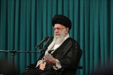 اولین خانه آیتالله خامنهای و همسرش کجا بود؟/ ماجرای جالب دستپخت همسر رهبری در زندان 1 d8a7d988d984db8cd986 d8aed8a7d986d987 d8a2db8cd8aad8a7d984d984d987 d8aed8a7d985d986d987d8a7db8c d988 d987d985d8b3d8b1d8b4 6700c091a8a2a