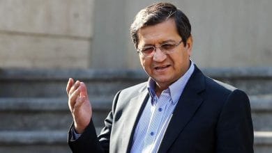 همتی: پنجره صدور مجوز احیا شد 4 d987d985d8aadb8c d9bed986d8acd8b1d987 d8b5d8afd988d8b1 d985d8acd988d8b2 d8a7d8addb8cd8a7 d8b4d8af 677d89270ff86