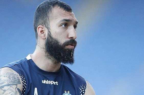 روزبه، عصبانی و شاکی و فعلا خاموش! 1 d8b1d988d8b2d8a8d987d88c d8b9d8b5d8a8d8a7d986db8c d988 d8b4d8a7daa9db8c d988 d981d8b9d984d8a7 d8aed8a7d985d988d8b4 67a867ee57665